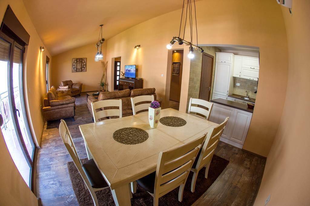 Apartment Bambo Tre Sorrele Kotor Luaran gambar