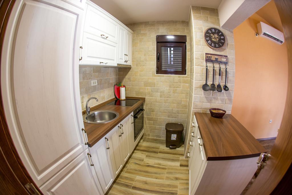 Apartment Bambo Tre Sorrele Kotor Luaran gambar